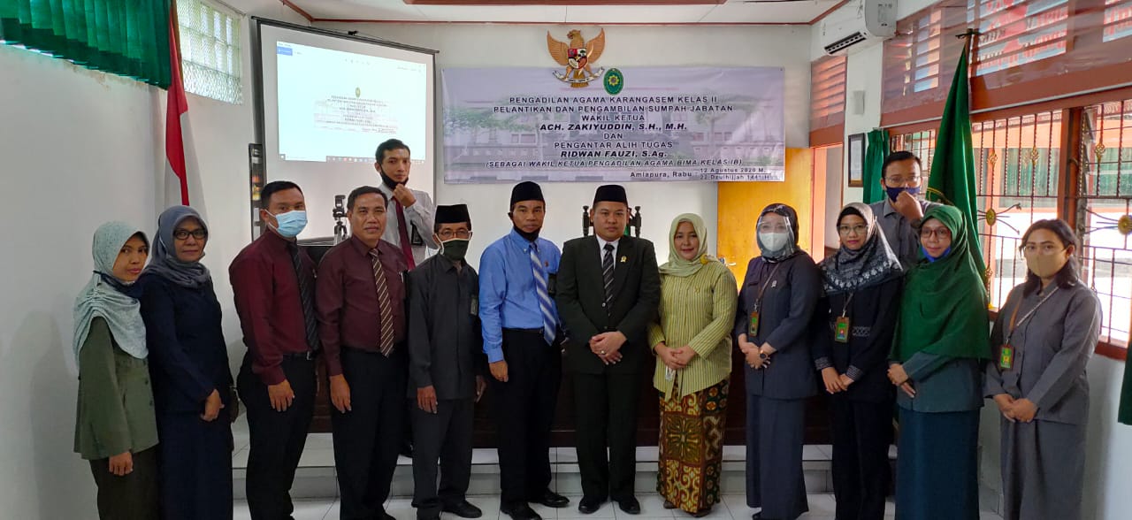 1. Perpisahan H. Ridwan Fauzi